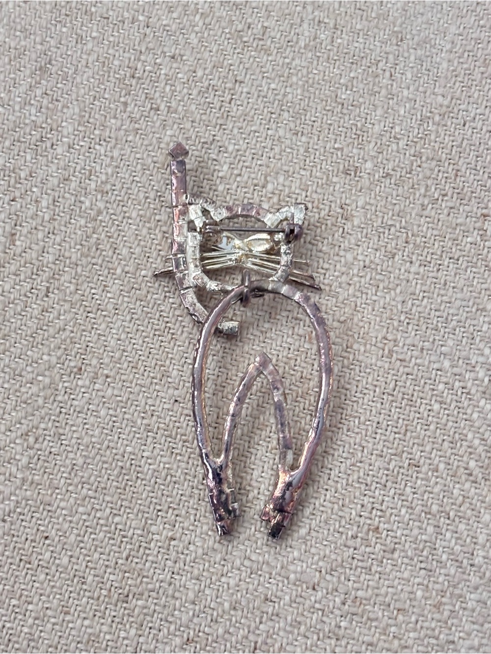 Vintage Trifari Swinging Cat Brooch | Rare Find - Picture 4 of 5